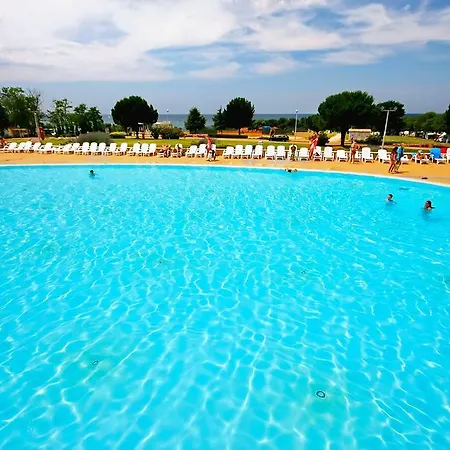 Premium Mobile Homes In Camping Park Umag Feriepark Brtonigla