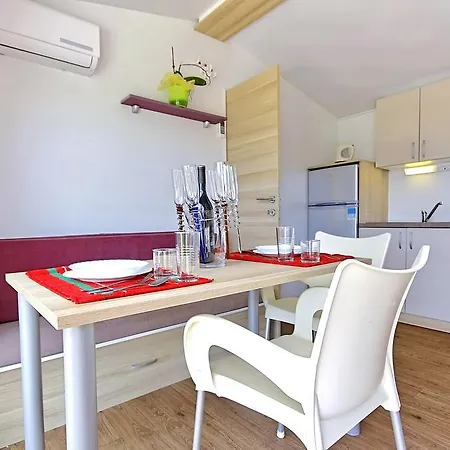 Feriepark Premium Mobile Homes In Camping Park Umag Brtonigla
