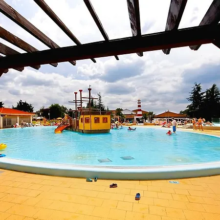 假日公园 Premium Mobile Homes In Camping Park Umag 布罗托尼贾
