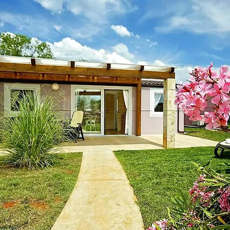 假日公园 Premium Mobile Homes In Camping Park Umag